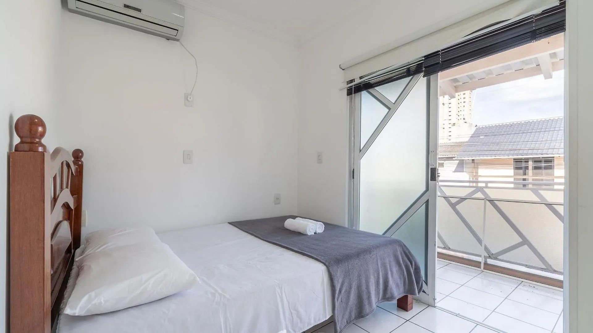 Casa 5Q C/ Piscina No Centro De Penha Bsl190别墅 0*, 佩尼亚 巴西