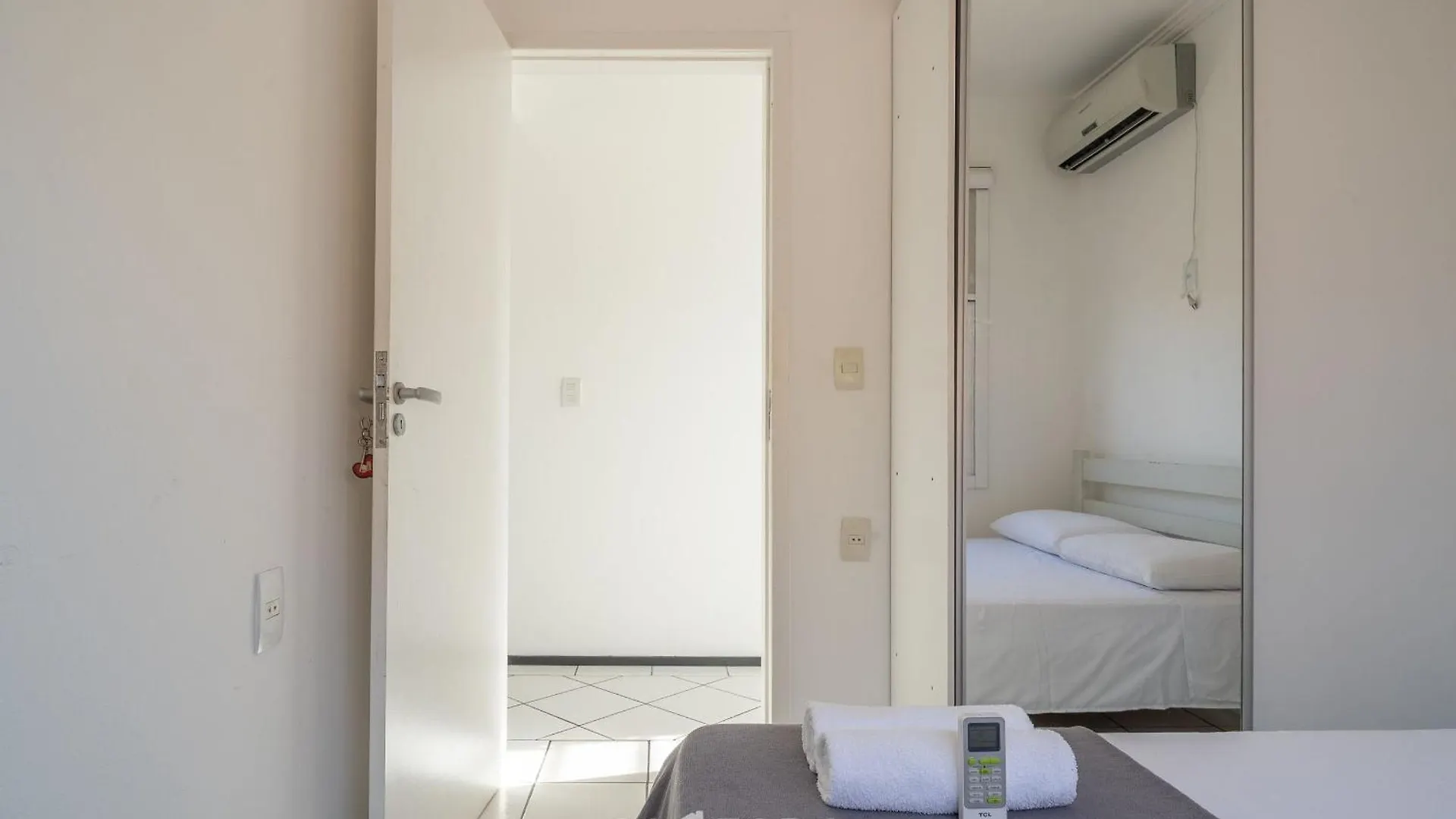 度假居 Casa 5Q C/ Piscina No Centro De Penha Bsl190别墅
