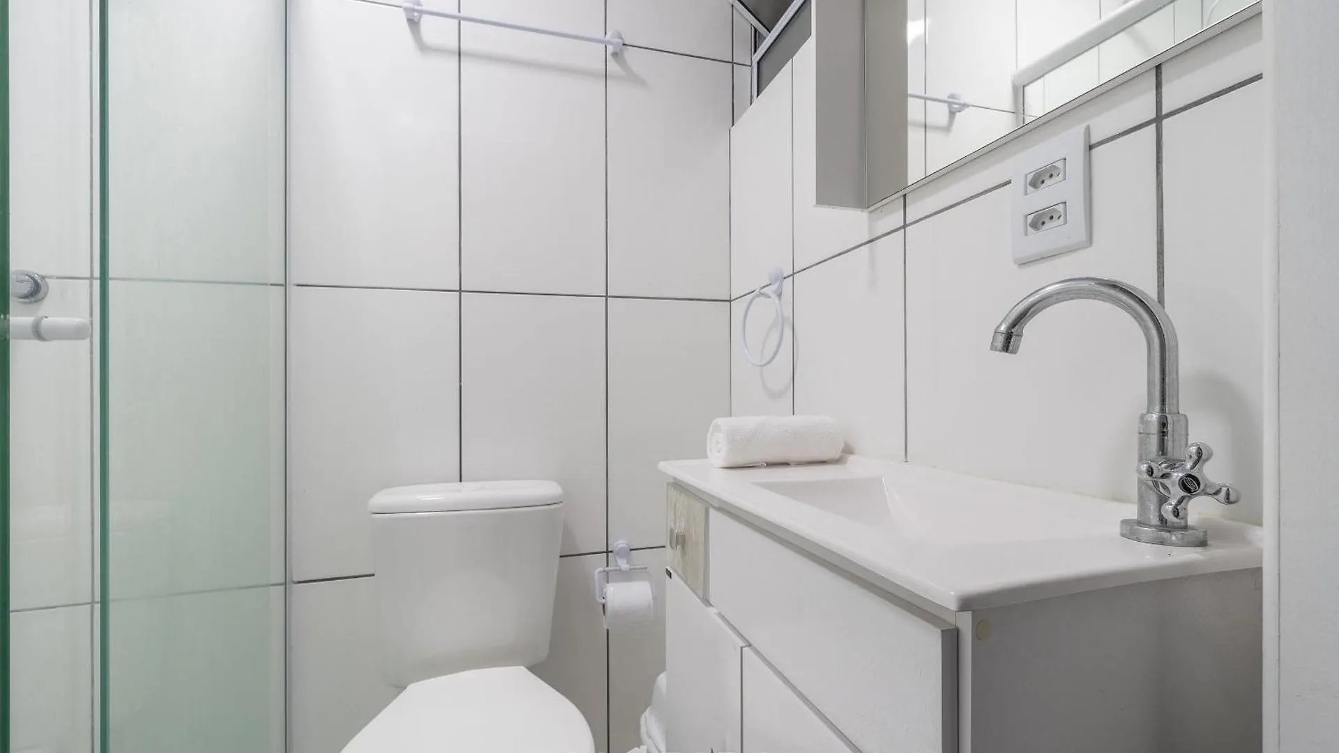 度假居 Casa 5Q C/ Piscina No Centro De Penha Bsl190别墅