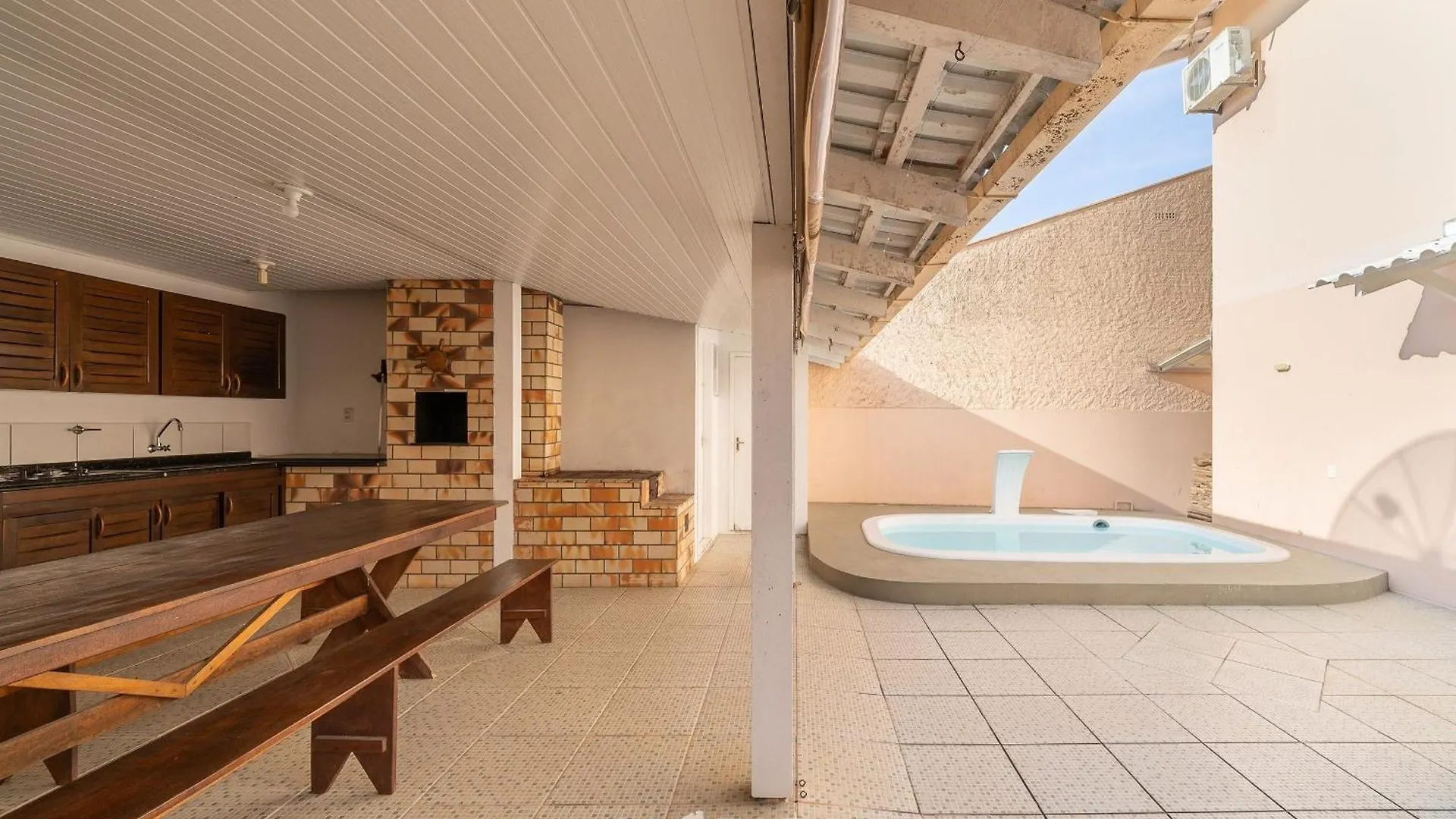 度假居 Casa 5Q C/ Piscina No Centro De Penha Bsl190别墅