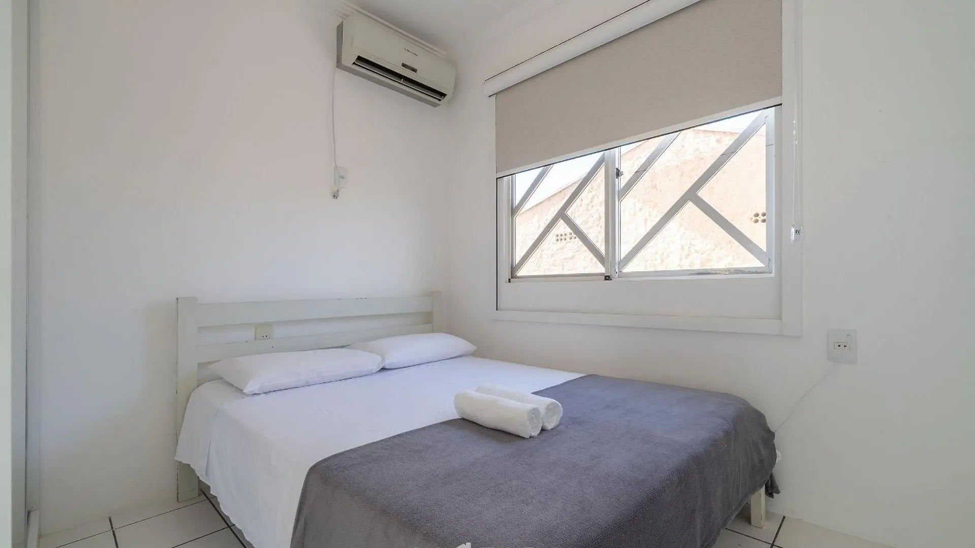 度假居 Casa 5Q C/ Piscina No Centro De Penha Bsl190别墅