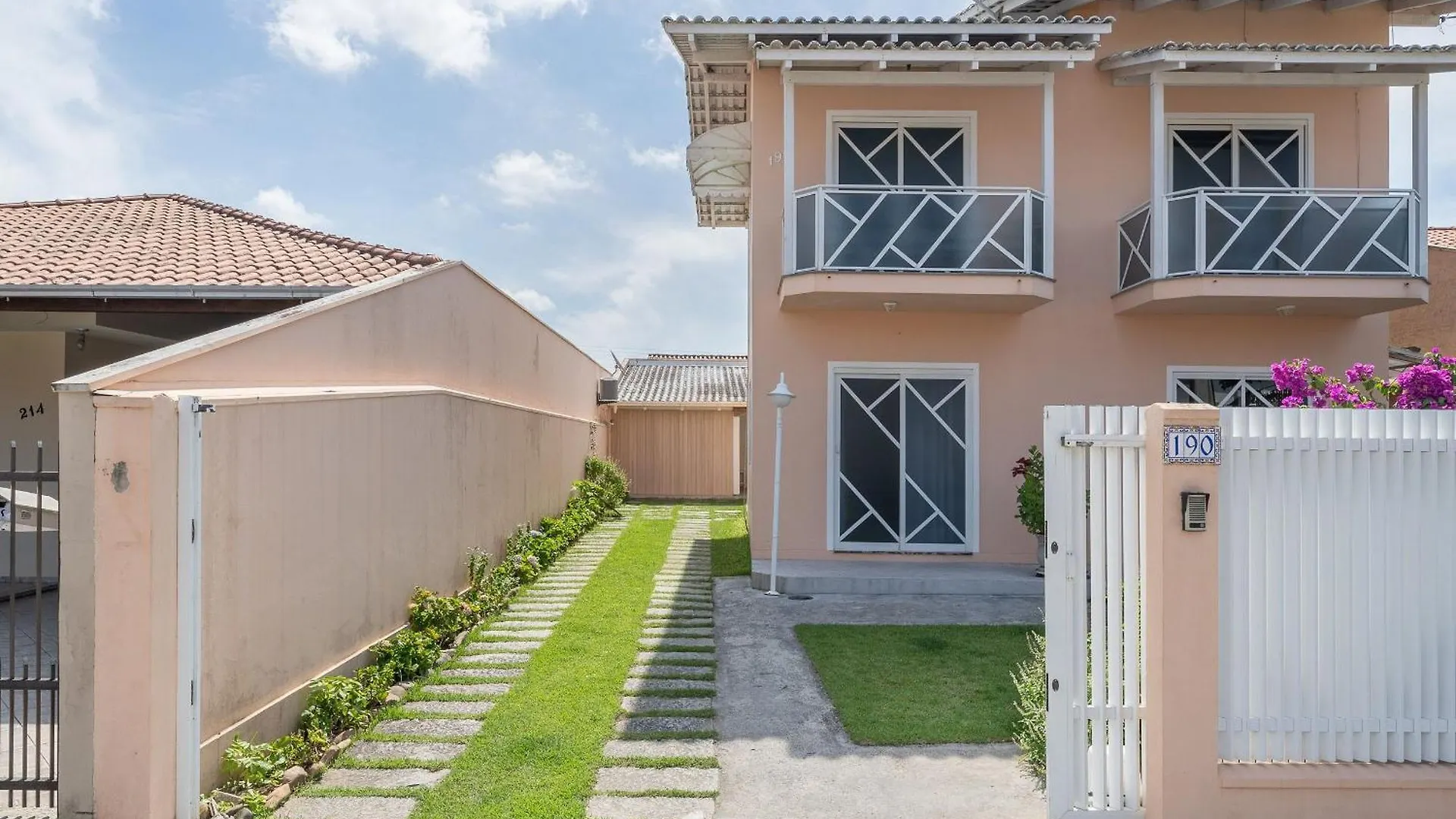 Casa 5Q C/ Piscina No Centro De Penha Bsl190 Villa Brazilië